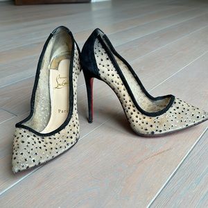 CHRISTIAN Louboutin 38.5